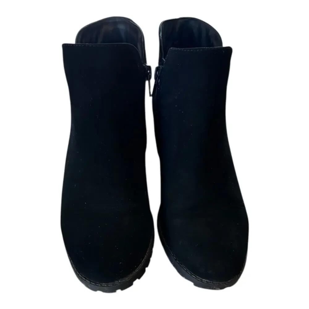 Me Too Davie Black Ankle Booties Womens Size 6.5 Comfort Low Heel Boots